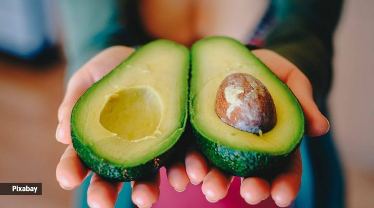 Eating Avocado Linked to Lower Your Risk of Heart Disease